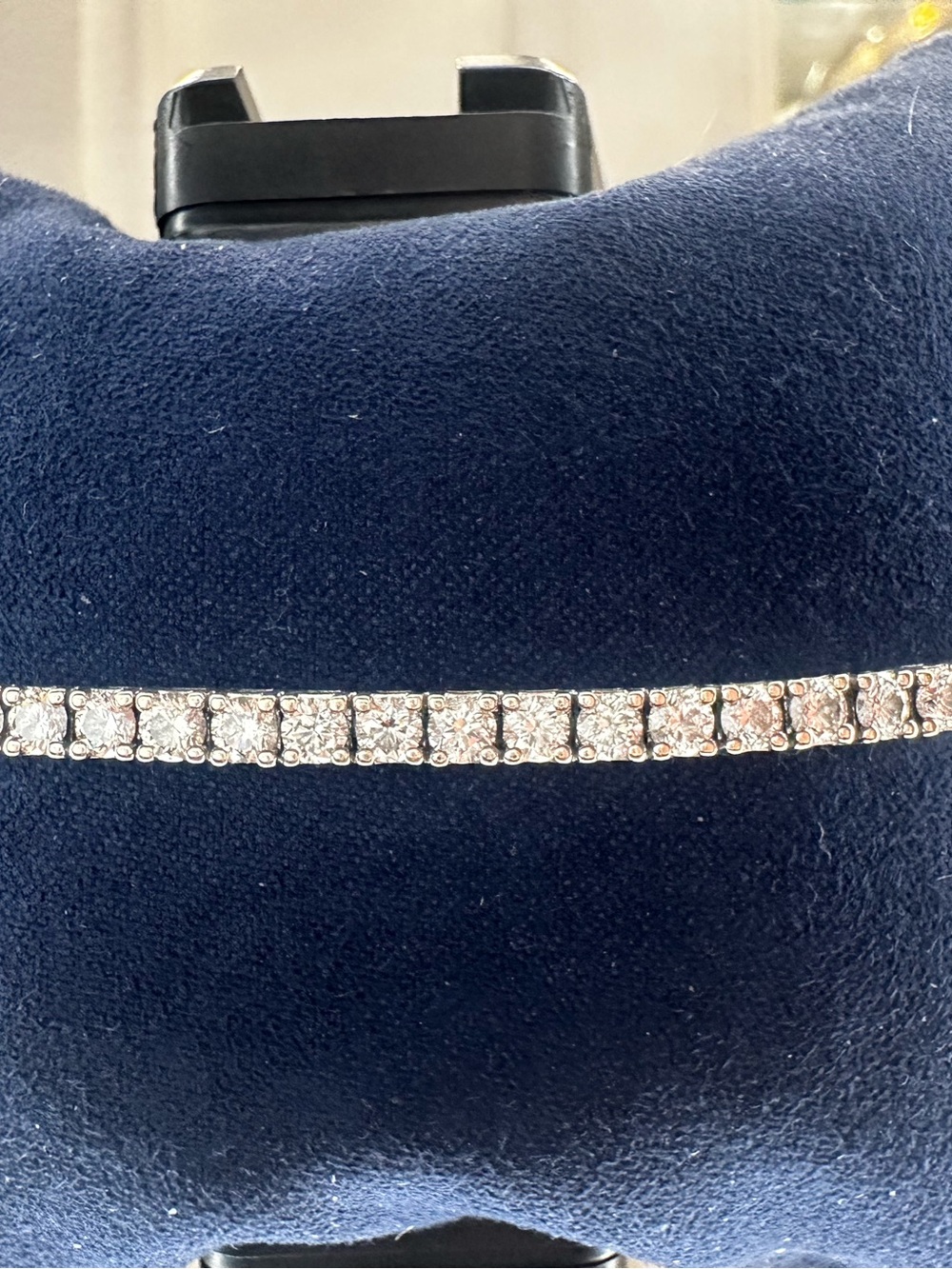 14kt white gold 5 carat natural diamond tennis bracelet (color I, clarity VS2)